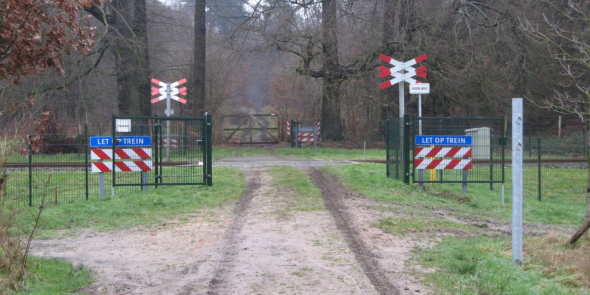 Overweg_op_Veluwe.png
