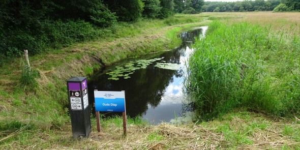 Hoogeveen paal Oude Diep.JPG