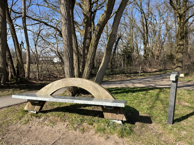 Holten Belevingspadbank © Ernst Koningsveld