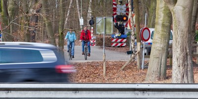 COVER WEG VAN DE MINSTE WEERSTAND.jpg